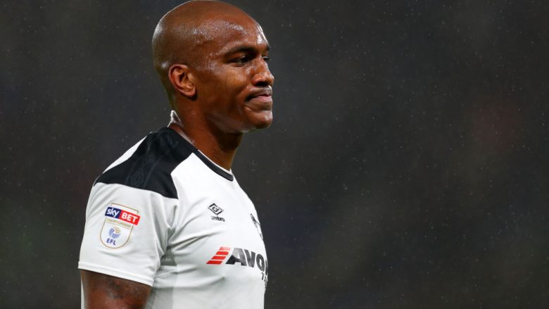 Ish-lojtari i Liverpoolit, Andre Wisdom ndodhet në spital pasi është therur me thikë