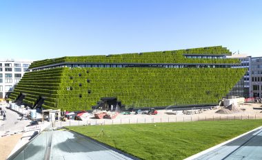 Fasada më e madhe e gjelbër në Evropë