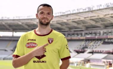 Torino ia vazhdon kontratën Samir Ujkanit edhe për dy muaj
