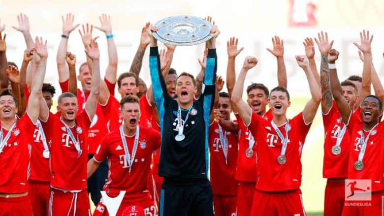 Bayern Munich ngritë trofeun lartë, titulli i 30-të për bavarezët