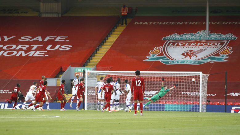 Alexander-Arnold shënon super gol nga goditja e dënimit