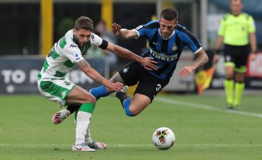 Interi ‘rrëshqet’ në garën për titull, barazon në trilerin e gjashtë golave ndaj Sassuolos