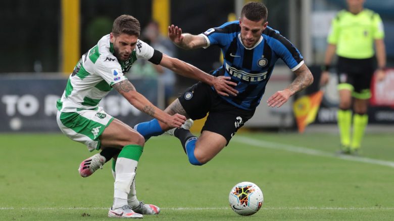 Interi ‘rrëshqet’ në garën për titull, barazon në trilerin e gjashtë golave ndaj Sassuolos