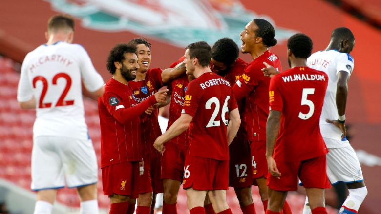 Liverpooli merr një fitore me aromë titulli ndaj Crystal Palace, pret gabimin e Cityt për t’u shpallur kampion i Anglisë