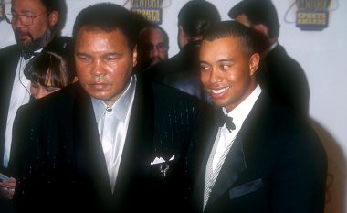 Tiger Woods rrëfen momentin kur Muhammad Ali e kishte goditur në brinjë duke e lënë shumë të nevrikosur