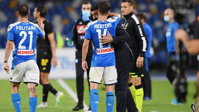 Napoli eliminon Interin dhe sfidon Juven në finale të Kupës së Italisë