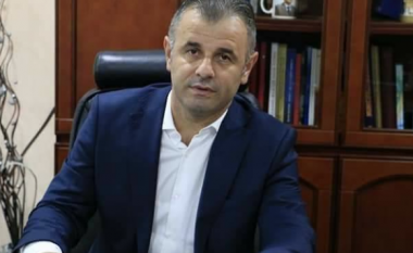 Ganiu: Nuk besoj që do të kalojë propozimi i Arsovskës për rrugën “Adem Demaçi”