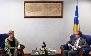 Hoti takoi shefen e UNDP në Kosovë