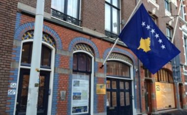 Ambasada e Kosovës në Austri njofton qytetarët për procedurat që duhet ndjekur në rast kthimi në vendlindje
