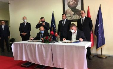 Nënshkruhet marrëveshja për hapjen e korridorit ajror Kosovë-Shqipëri