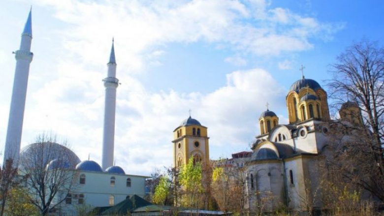 Raporti i DASH: Kosova vazhdon të mbrojë liritë fetare, por ka edhe sfida