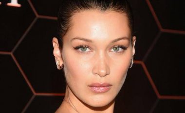 Bella Hadid nxjerr në shitje çizmet dhjetë mijë dollarëshe për të luftuar racizmin