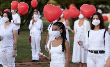 OBSH: Amerikanët po mbajnë barrën e pandemisë globale të coronavirusit