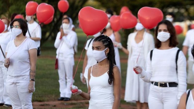 OBSH: Amerikanët po mbajnë barrën e pandemisë globale të coronavirusit