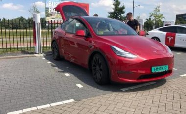 Modeli Tesla Y shihet në Evropë