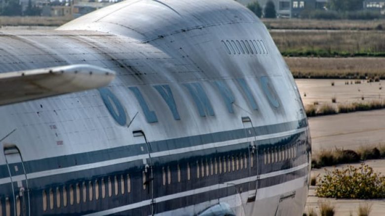 Aeroporti grek që u la “të kalbej”