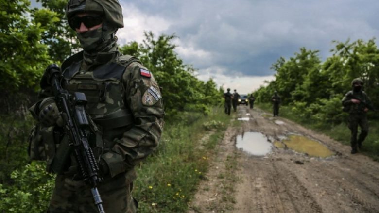 Ushtarët polakë të KFOR-it vazhdojnë të ofrojnë siguri për të gjithë qytetarët në veri