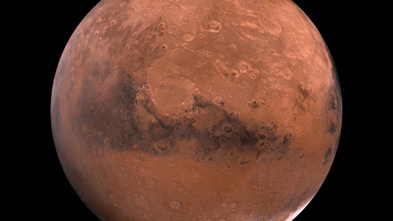 “Duhet të dërgojmë të paktën 110 njerëz në Mars për të ndërtuar një civilizim”