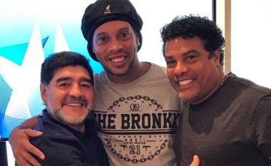 Ronaldinho mund të rikthehet nga pensionimi, Maradona ka një ide interesante