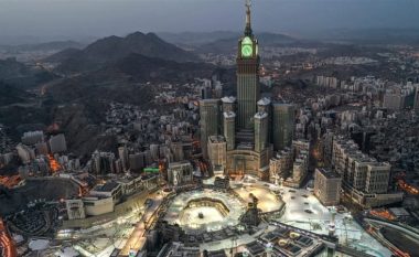 Haxhi do të mbahet sivjet, por me numër ‘shumë të kufizuar’ të pelegrinëve – njofton Arabia Saudite