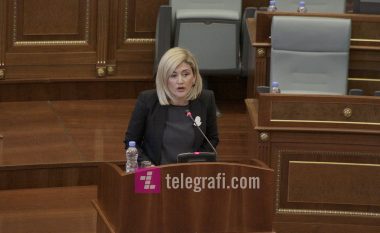 Kusari-Lila i reagon Gashit: Standardi i ri është që në ditën që i varrosem dy minatorë, në Prishtinë u gjuajtën fishekzjarre