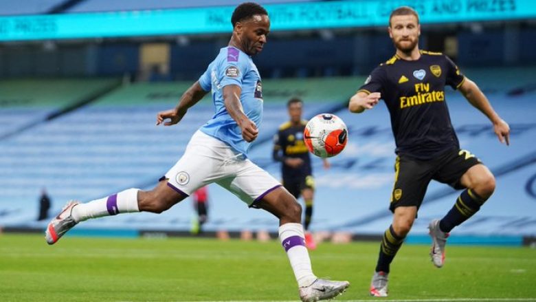 Man City-Arsenal, pjesa e parë mbyllet me një gol të bukur nga Sterling