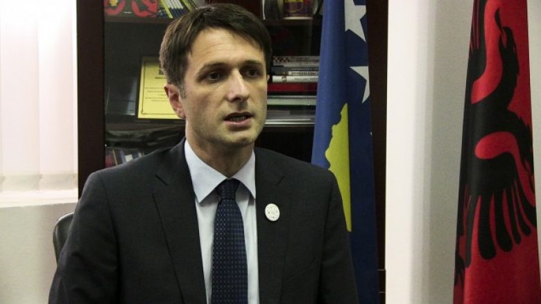 Murati: Marrëveshje finale në mes të Kosovës dhe Serbisë do të ketë vetëm kur të ripërcaktohen kufijtë në mes të dy vendeve