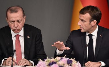 Macron i Francës akuzon Turqinë se po luan ‘një lojë të rrezikshme’ në Libi