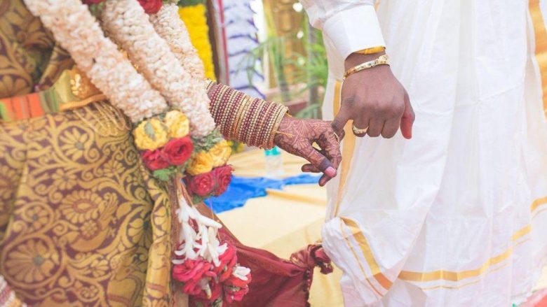 Dhëndri indian ndërron jetë nga coronavirusi dy ditë pas martesës, infektohen 95 dasmorë