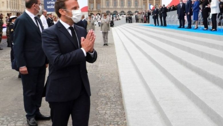 Macron: Maska e detyrueshme në vendet e mbyllura publike