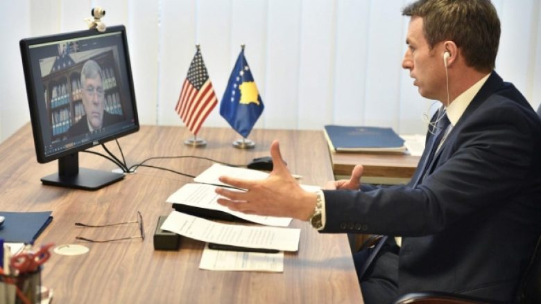 Reçica dhe Ambasadori Kosnett flasin për gjendjen e COVID-19 në Kosovë