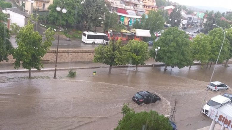 Negotina goditet nga moti i ligë