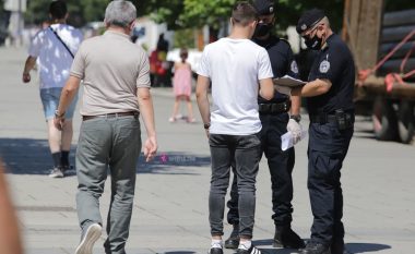 Prishtinë, policia gjobit qytetarët të cilët nuk kanë vendosur maska mbrojtëse