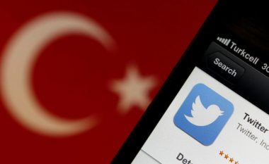 Turqia miraton një ligj për kontrollimin e medieve sociale në vend
