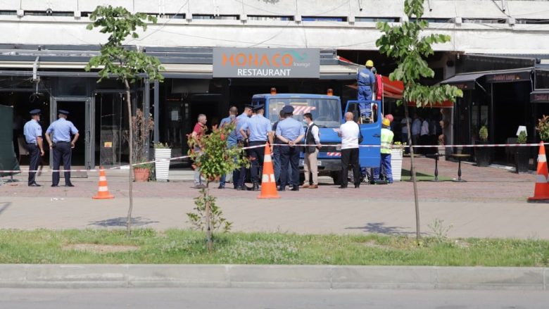 Komuna e Prishtinës largon terrasat e kafiterive, pritet me reagime nga pronarët