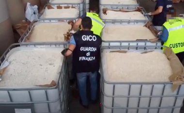 Policia në Itali konfiskon 15 ton amfetaminë me vlerë prej 1 miliard euro, dyshohet të jetë prodhuar nga ISIS në Siri