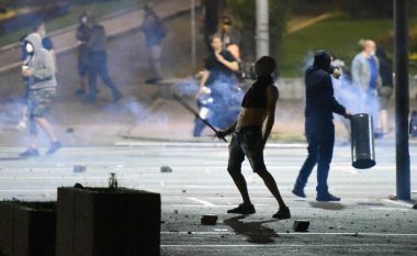 Arrestohet një shtetas i huaj në Beograd, dyshohet se ishte pjesë e demonstratave në Serbi