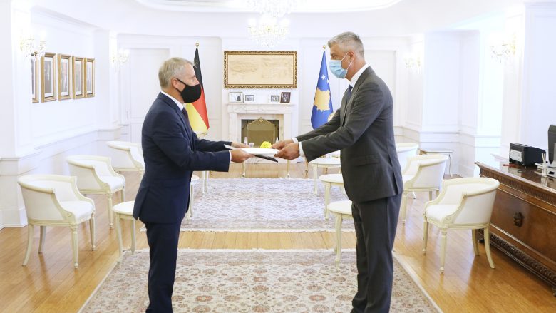 Thaçi pranoi letrat kredenciale nga ambasadori i ri i Gjermanisë, Jorn Rohde