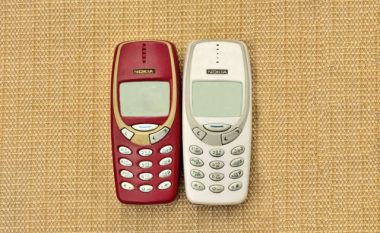 Kush blen “telefona klasikë” në vitin 2020, dhe pse?