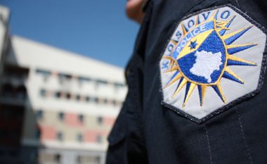 Të shtëna me armë zjarri në një aheng familjar në Skenderaj, policia konfiskon një armë