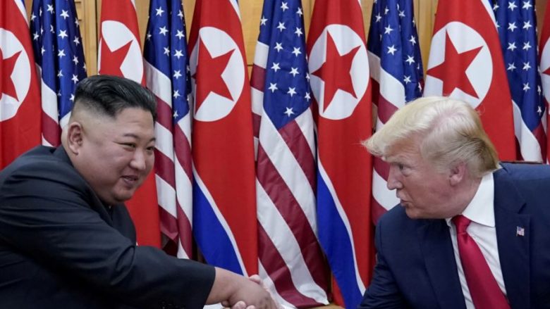 Trump: Jam i hapur për një takim me Kim Jong-un
