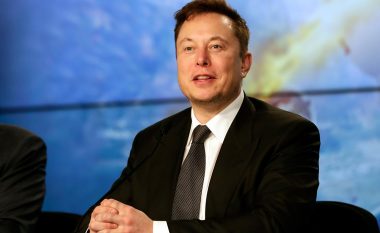 Elon Musk kalon edhe MacKenzie Bezos në listën e të pasurve