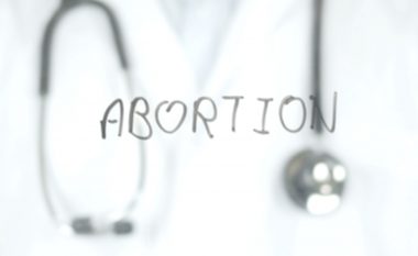 Kosova pa statistika për numrin e aborteve, barërat e paligjshme dhe klinikat private rrugët më të shpeshta që përdorin gratë për të abortuar