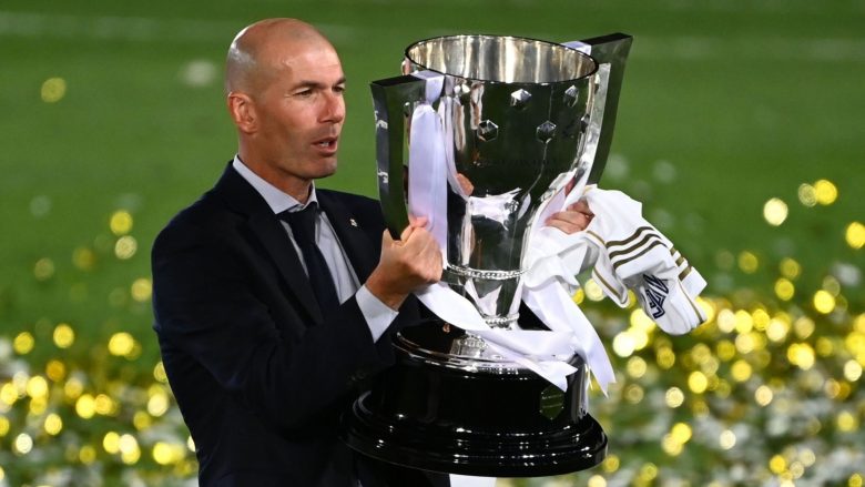 Një trofe në çdo 19 ndeshje – Zidane futet në mesin e legjendave të Real Madridit edhe si trajner