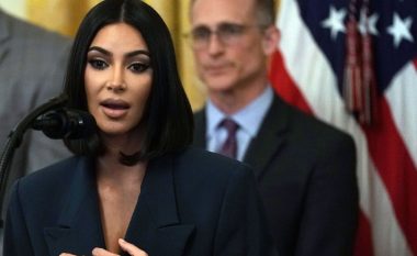 Kim Kardashian i del në mbrojtje atdheut të saj, reagon fuqishëm për sulmet që Azerbajxhani po planifikon të kryejë ndaj Armenisë