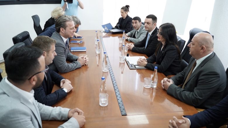 Liderët politik nga Lugina kërkojnë përfshirjen në bisedimet Kosovë-Serbi
