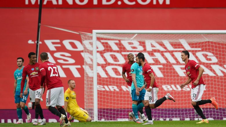 Unitedi mposht thellë dhe me spektakël Bournemouthin në trilerin e shtatë golave