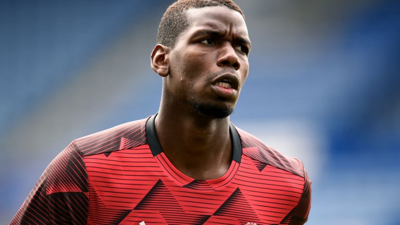 Pogba lë të kuptohet se nuk largohet nga Unitedi