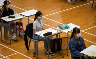 Rritje e numrit të të prekurve me coronavirus, Hong Kong pezullon mësimin në të gjitha shkollat