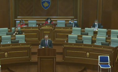 Hoti i reagon deputetes së LVV-së: Territori i Kosovës është i pandashëm dhe i panegociushëm